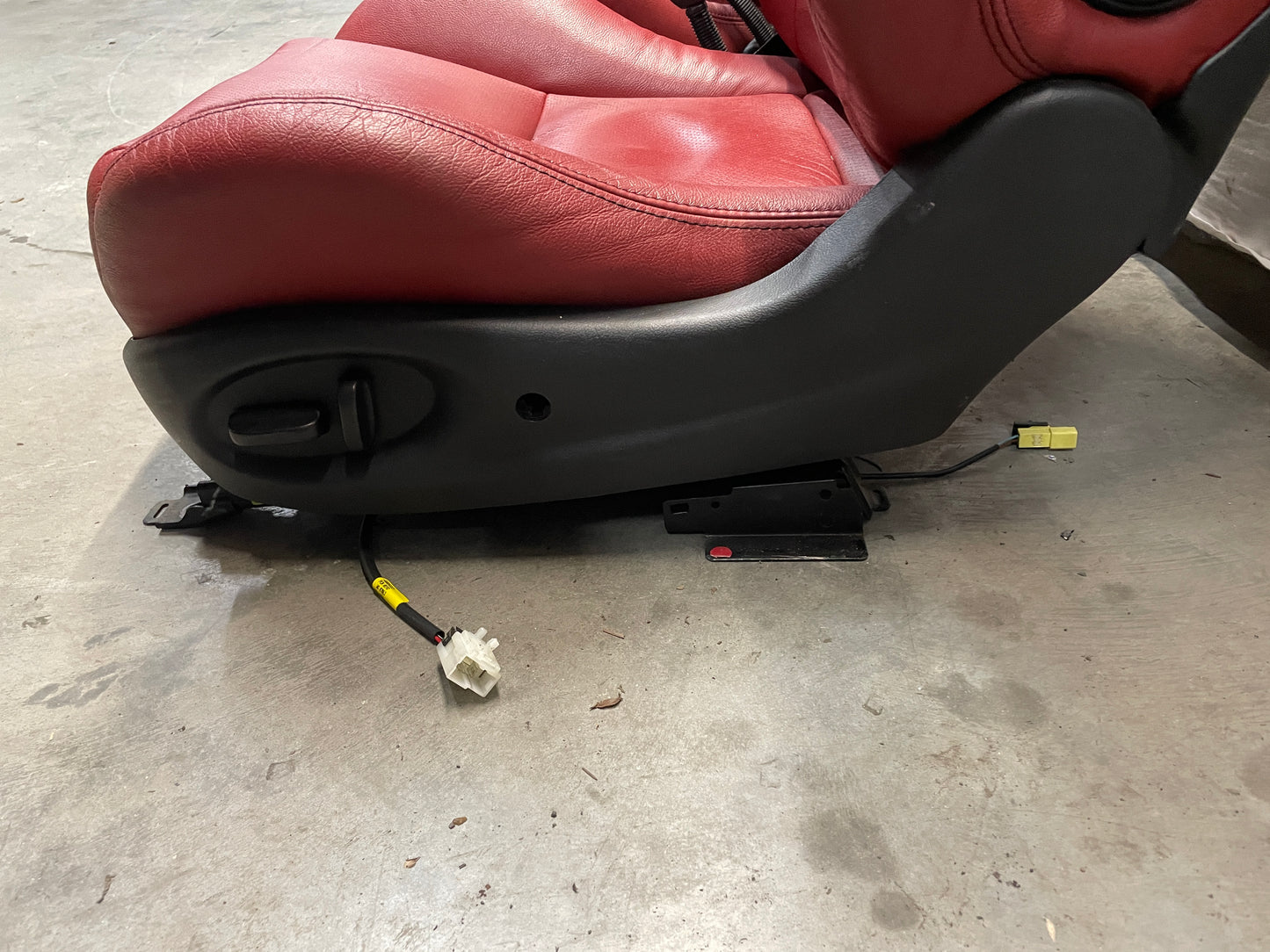 2004 Pontiac GTO Seats Front and Rear Red Leather OEM - Day's Parts Yard