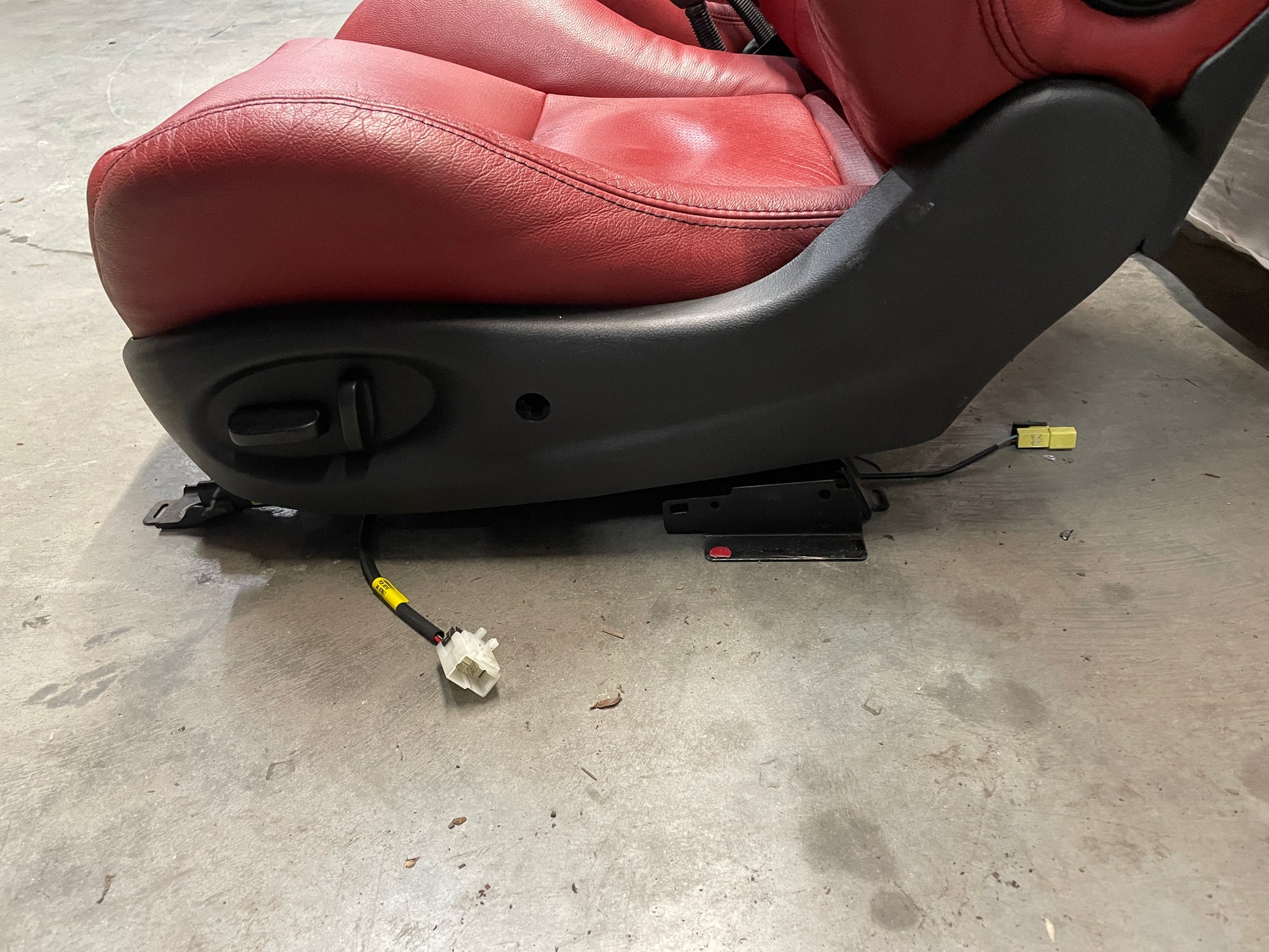 2004 Pontiac GTO Seats Front and Rear Red Leather OEM - Day's Parts Yard