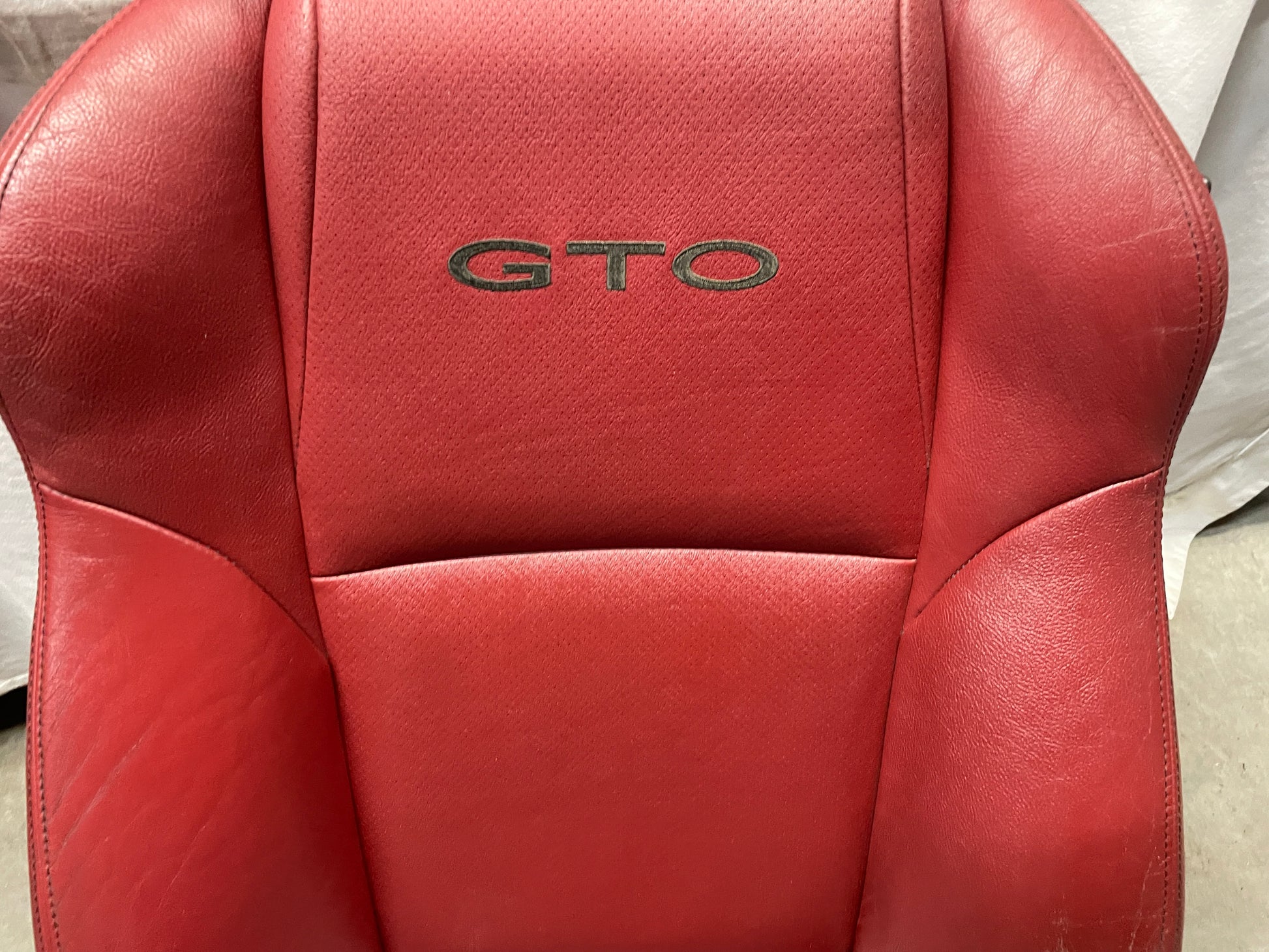 2004 Pontiac GTO Seats Front and Rear Red Leather OEM - Day's Parts Yard