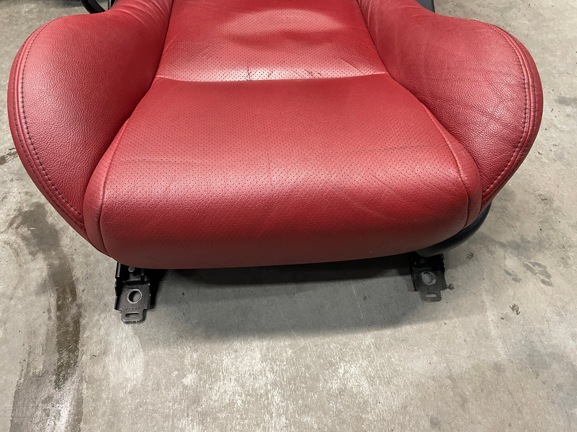 2004 Pontiac GTO Seats Front and Rear Red Leather OEM - Day's Parts Yard