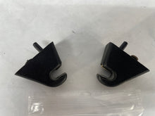 2004 Pontiac GTO RH & LH Sunvisor Sun Visor Clips OEM