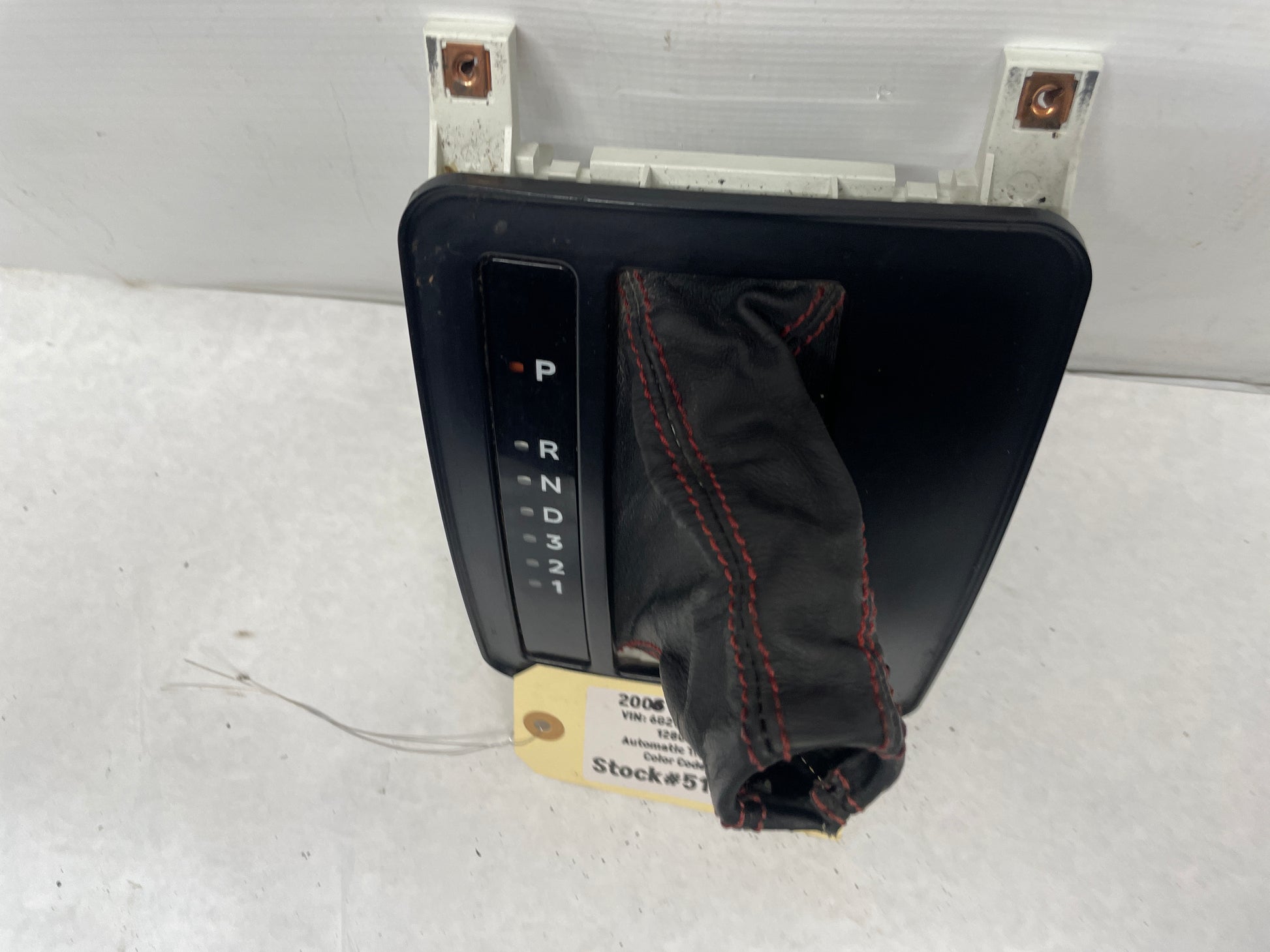 2006 Pontiac GTO  Automatic Shifter Face Plate w/ Black Leather Boot and Knob OEM - Day's Parts Yard