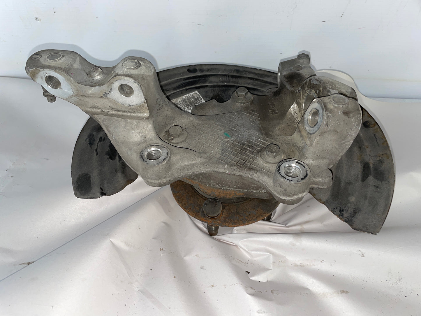 2017 Chevy SS Sedan Front LH Driver Spindle Hub Knuckle Assembly OEM - Day's Parts Yard