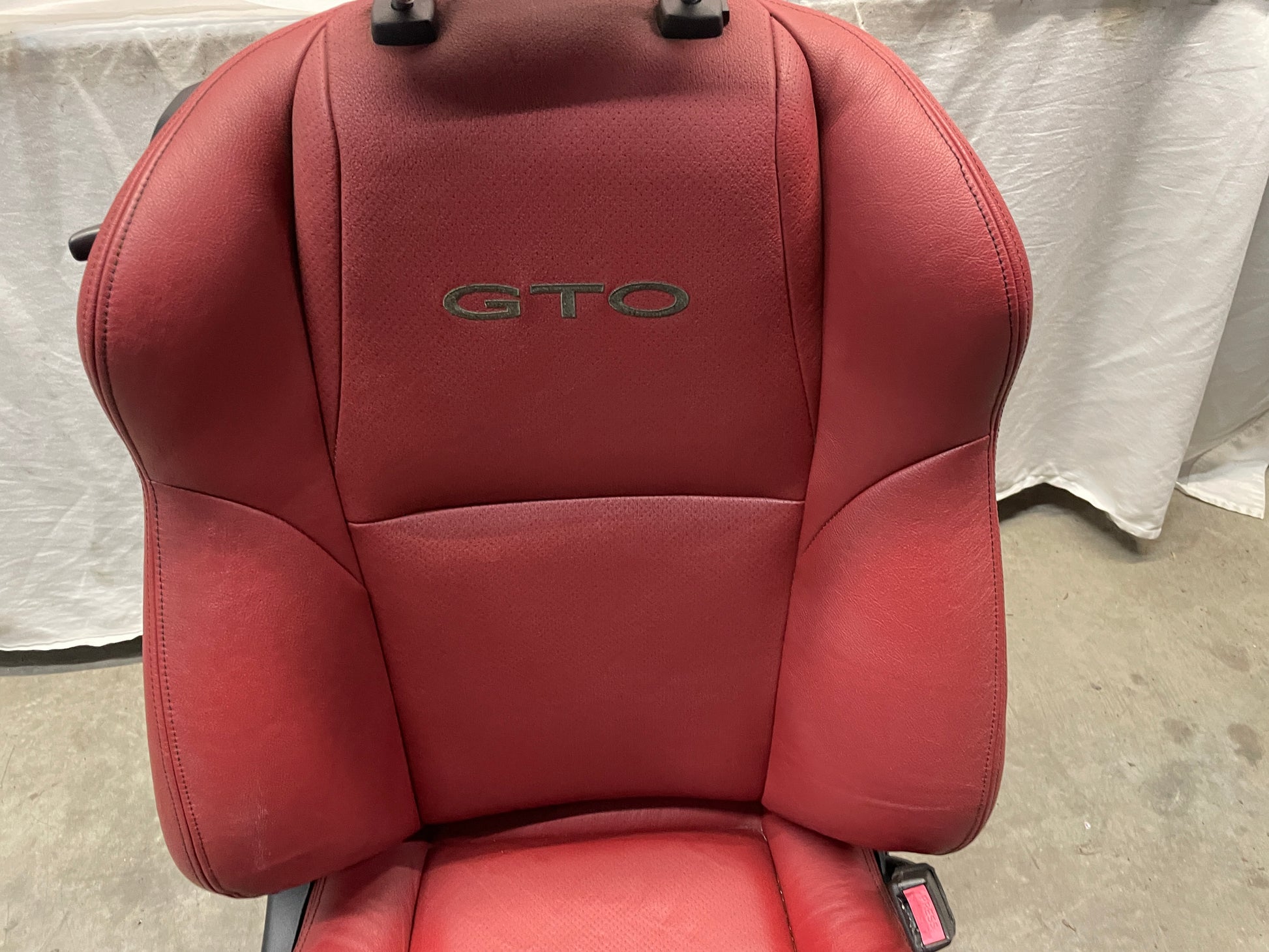 2004 Pontiac GTO Seats Front and Rear Red Leather OEM - Day's Parts Yard