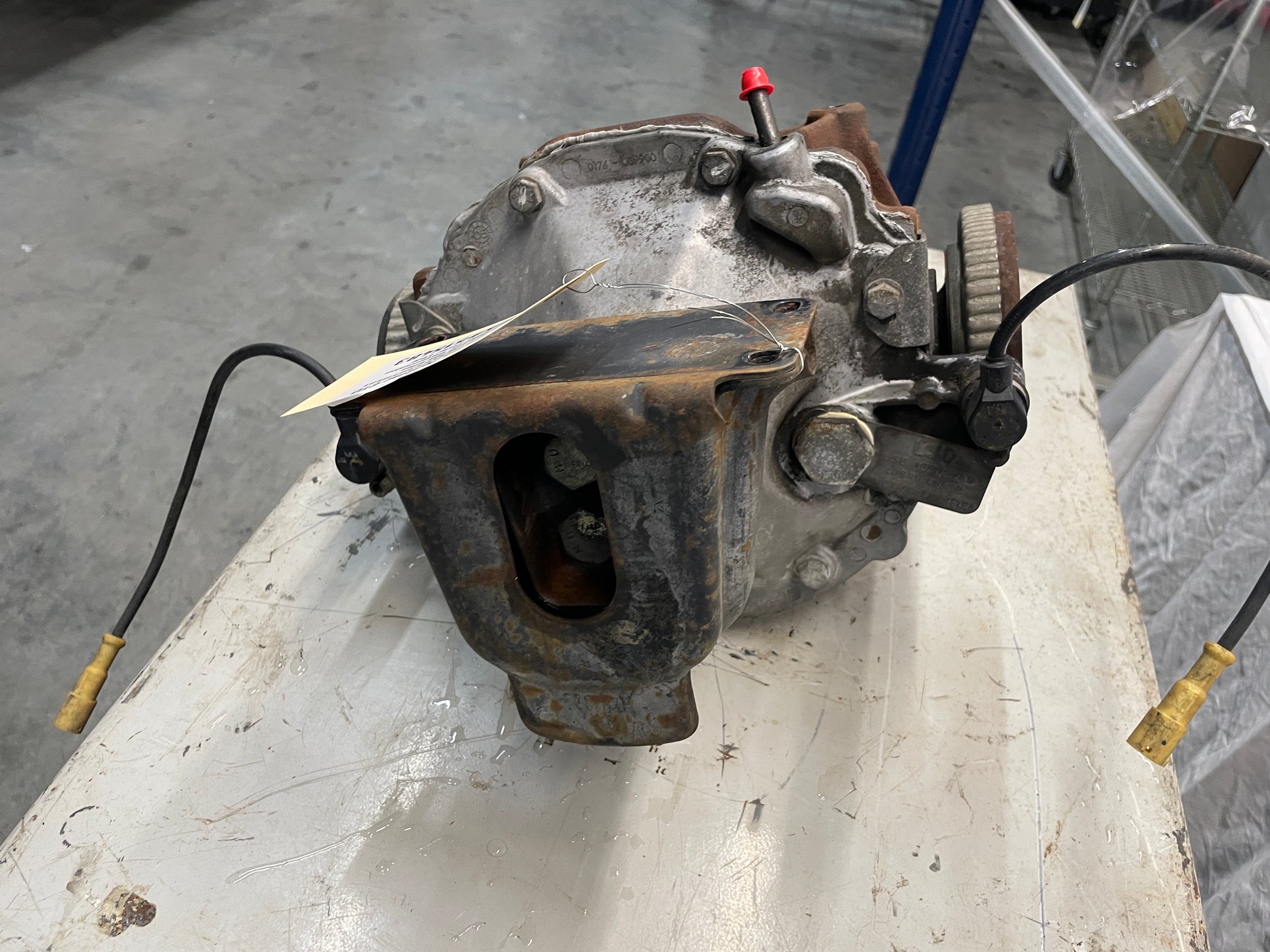 2006 Pontiac GTO Rear End Rearend Carrier Axle Differential 3.46 LSD OEM - Day's Parts Yard
