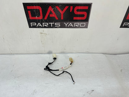 2009 Pontiac G8 GT Center Console Wire Wiring Harness Pig Tails Pigtails OEM - Day's Parts Yard