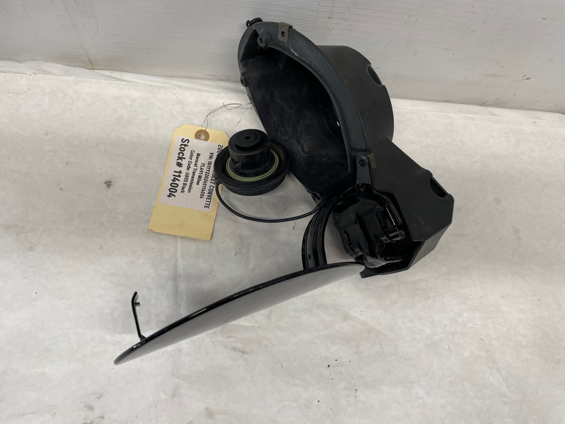 2004 Chevy C5 Corvette Complete Fuel Gas Door Lid Assembly OEM - Day's Parts Yard