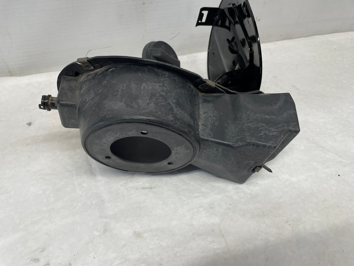 2004 Chevy C5 Corvette Complete Fuel Gas Door Lid Assembly OEM - Day's Parts Yard