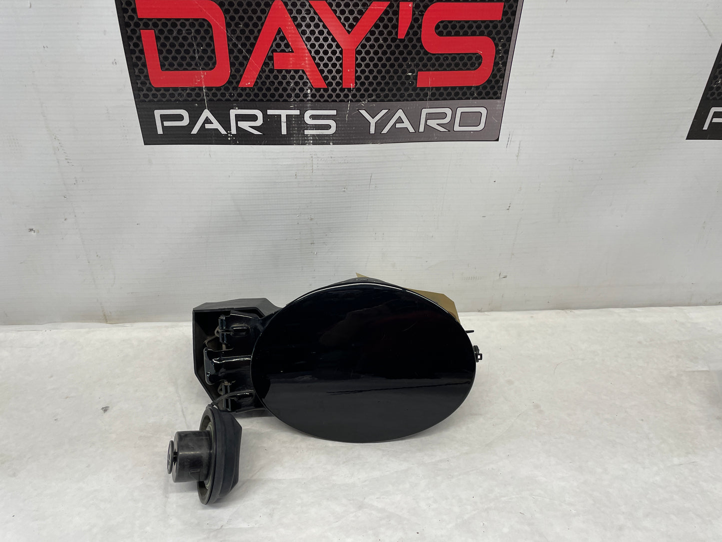 2004 Chevy C5 Corvette Complete Fuel Gas Door Lid Assembly OEM - Day's Parts Yard