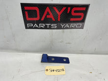 2005 Pontiac GTO RH Passenger Side Skirt Rocker Molding Fender Bracket OEM - Day's Parts Yard