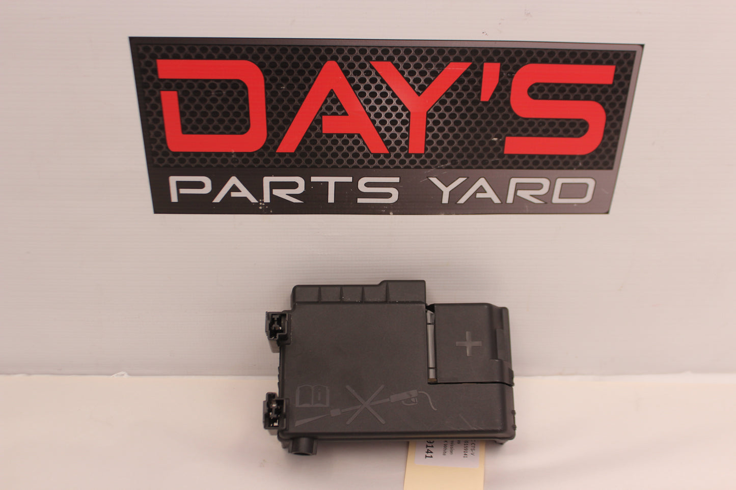 2016 Cadillac CTS-V Rear Body Fuse Block OEM