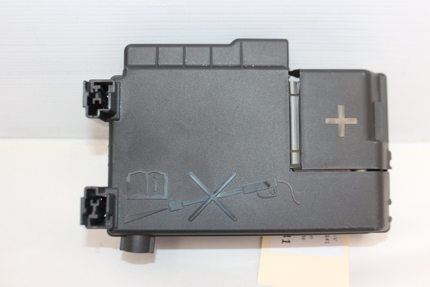 2016 Cadillac CTS-V Rear Body Fuse Block OEM