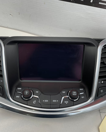 2014 Chevy SS Sedan Navigation Display Radio CD Player Face Plate OEM