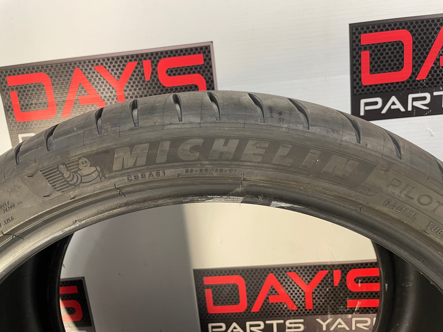 Michelin Pilot Sport 4S 285/30ZR20 Tire Set