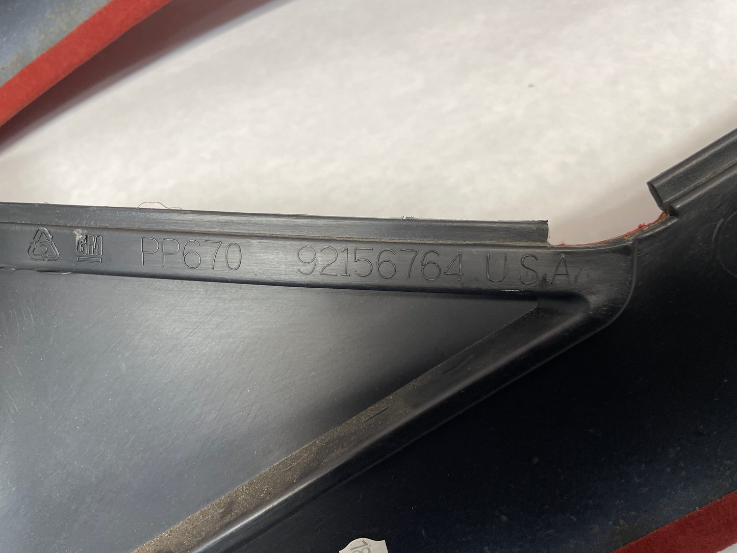 2004 Pontiac GTO Red Interior Trim Glove Box Knee Bolster Console Suedes OEM - Day's Parts Yard