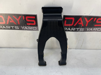 2009 Pontiac G8 GT HVAC Rear Floor Center Console Air Vent Duct OEM - Day's Parts Yard