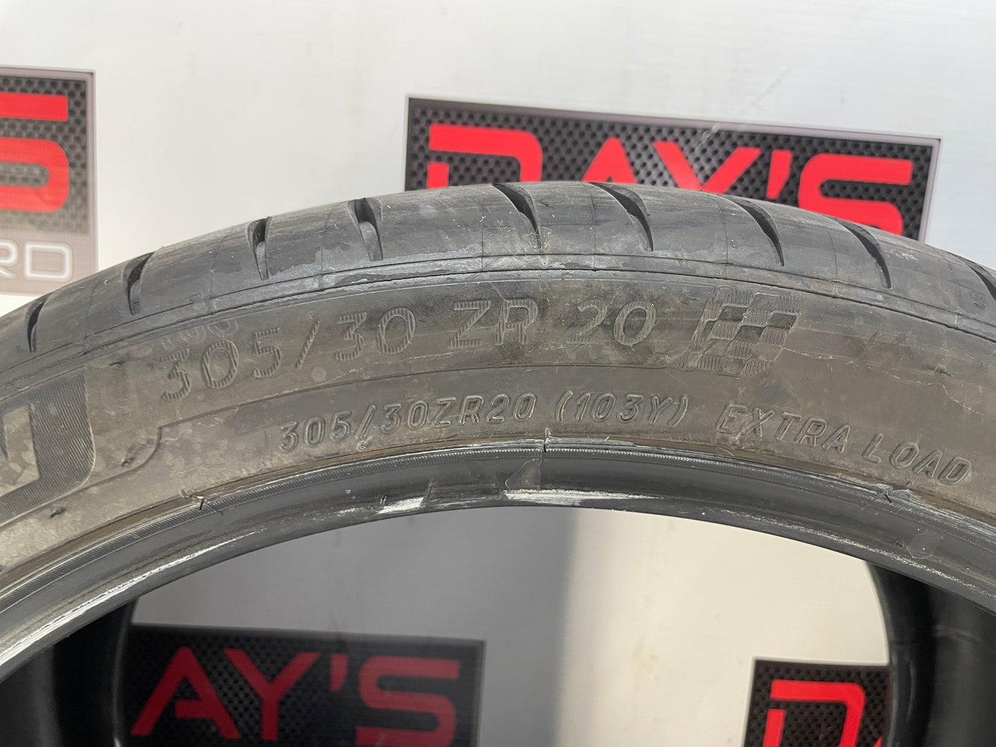 Michelin Pilot Sport 4S ZP 305/30ZR20 Tire Set