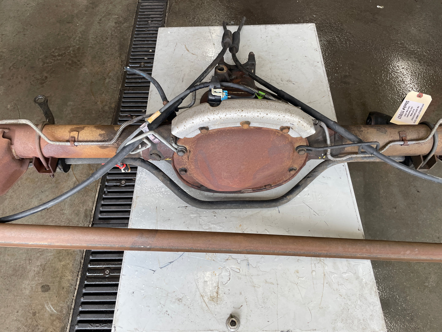 1999 Chevy Camaro Z28 SS Rear End Rearend Carrier Axle Differential 3.23 LSD OEM