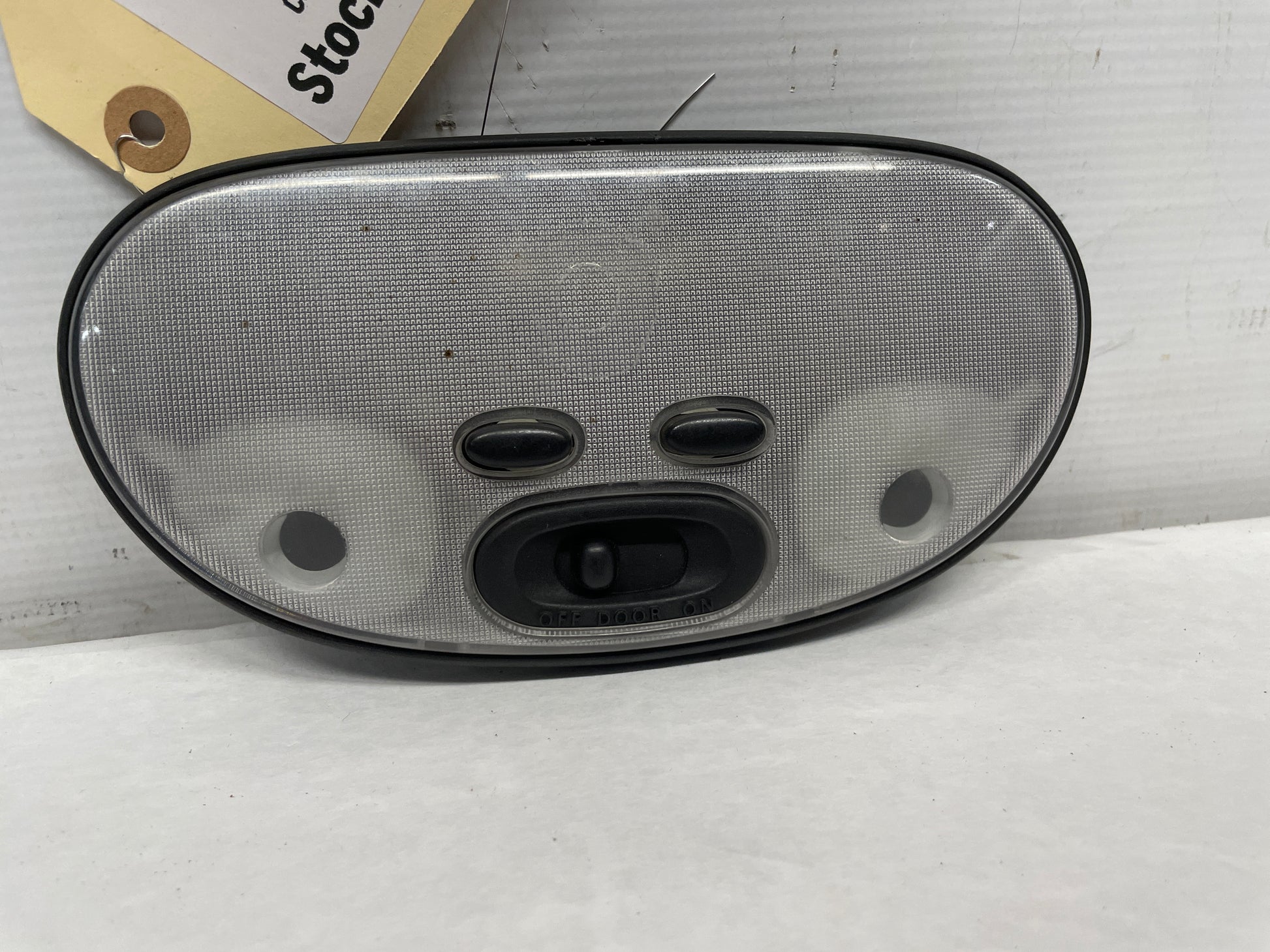 2004 Pontiac GTO Over Head Overhead Dome Reading Light Lamp OEM - Day's Parts Yard