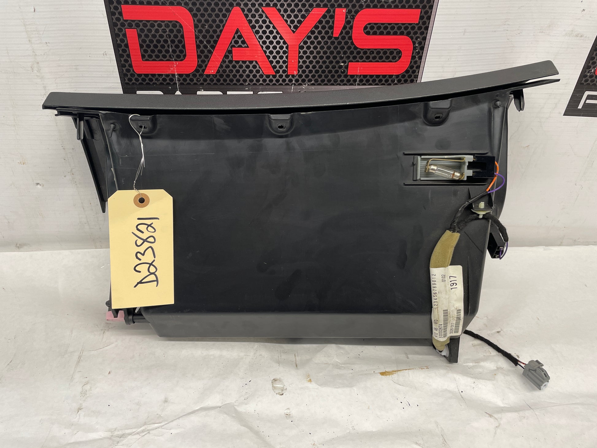 2013 Chevy Caprice Glove Box Compartment Door OEM - Day's Parts Yard