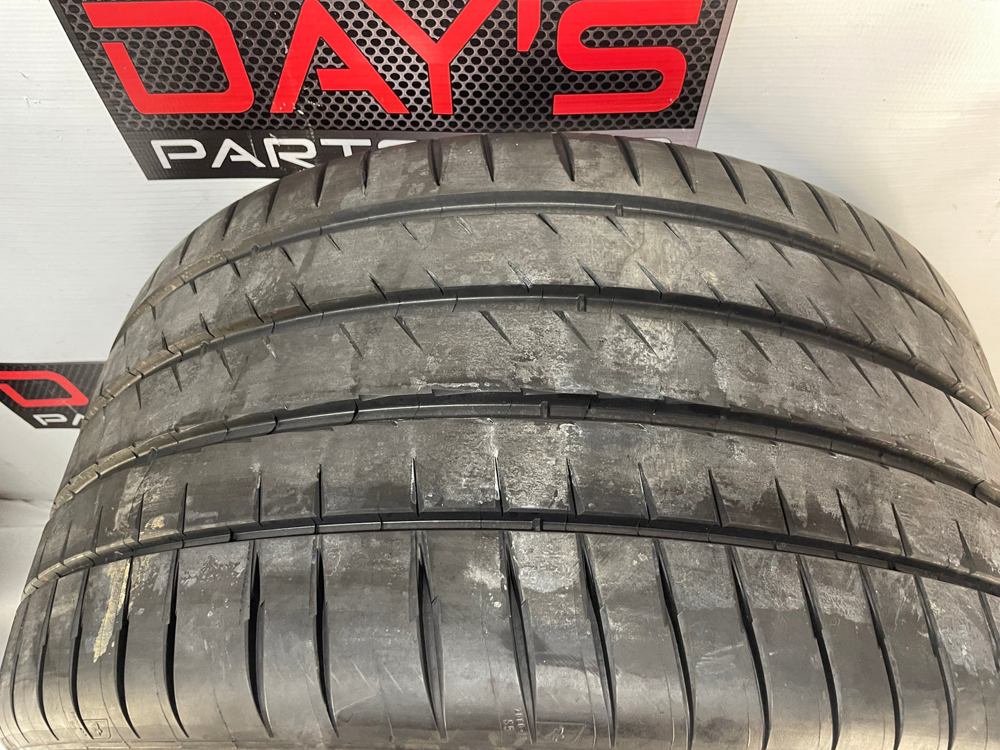 Michelin Pilot Sport 4S ZP 305/30ZR20 Tire Set