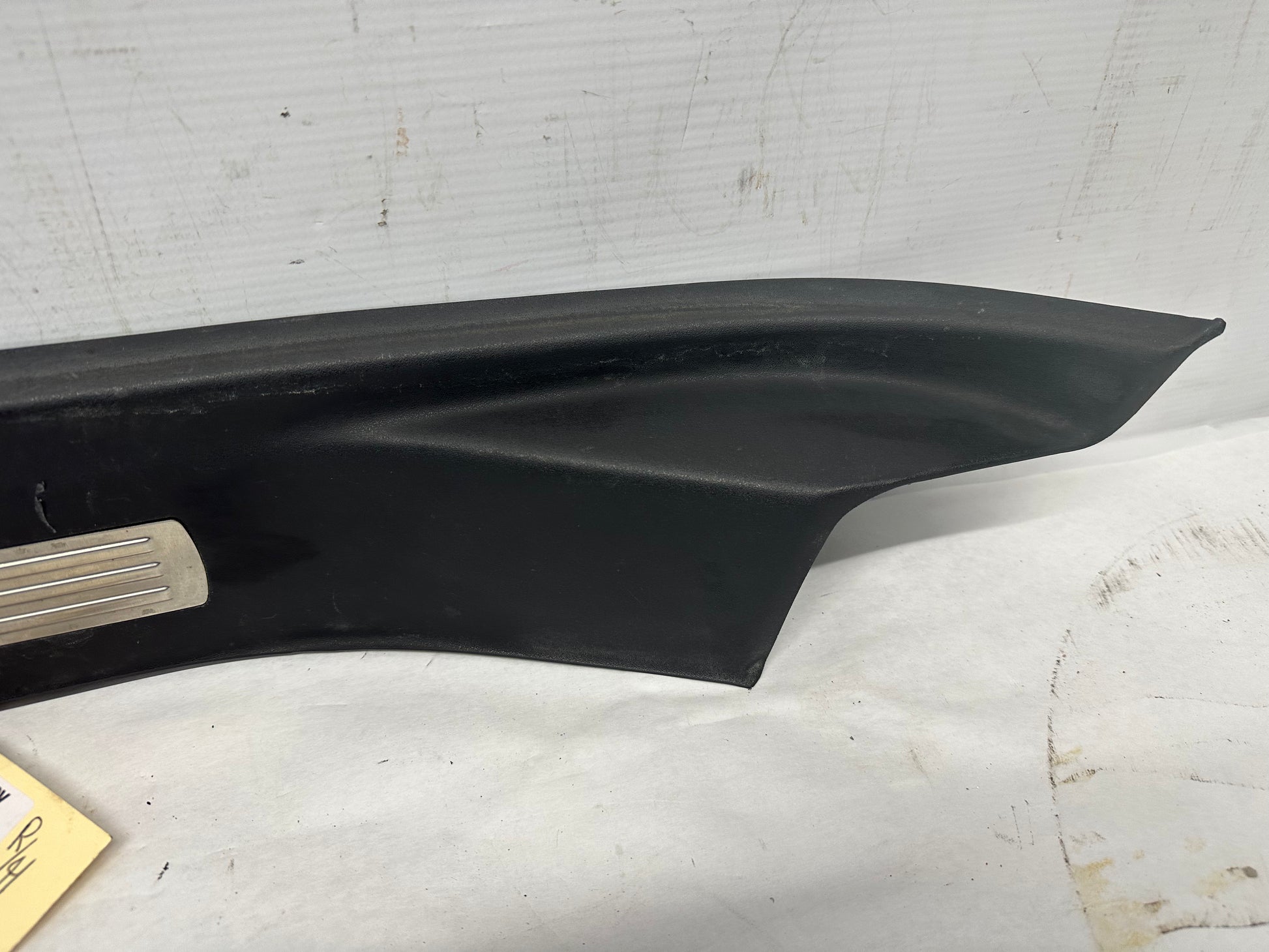 2014 Chevy Caprice PPV RH Passenger Rear Scuff Sill Plate Panel Trim OEM - Day's Parts Yard