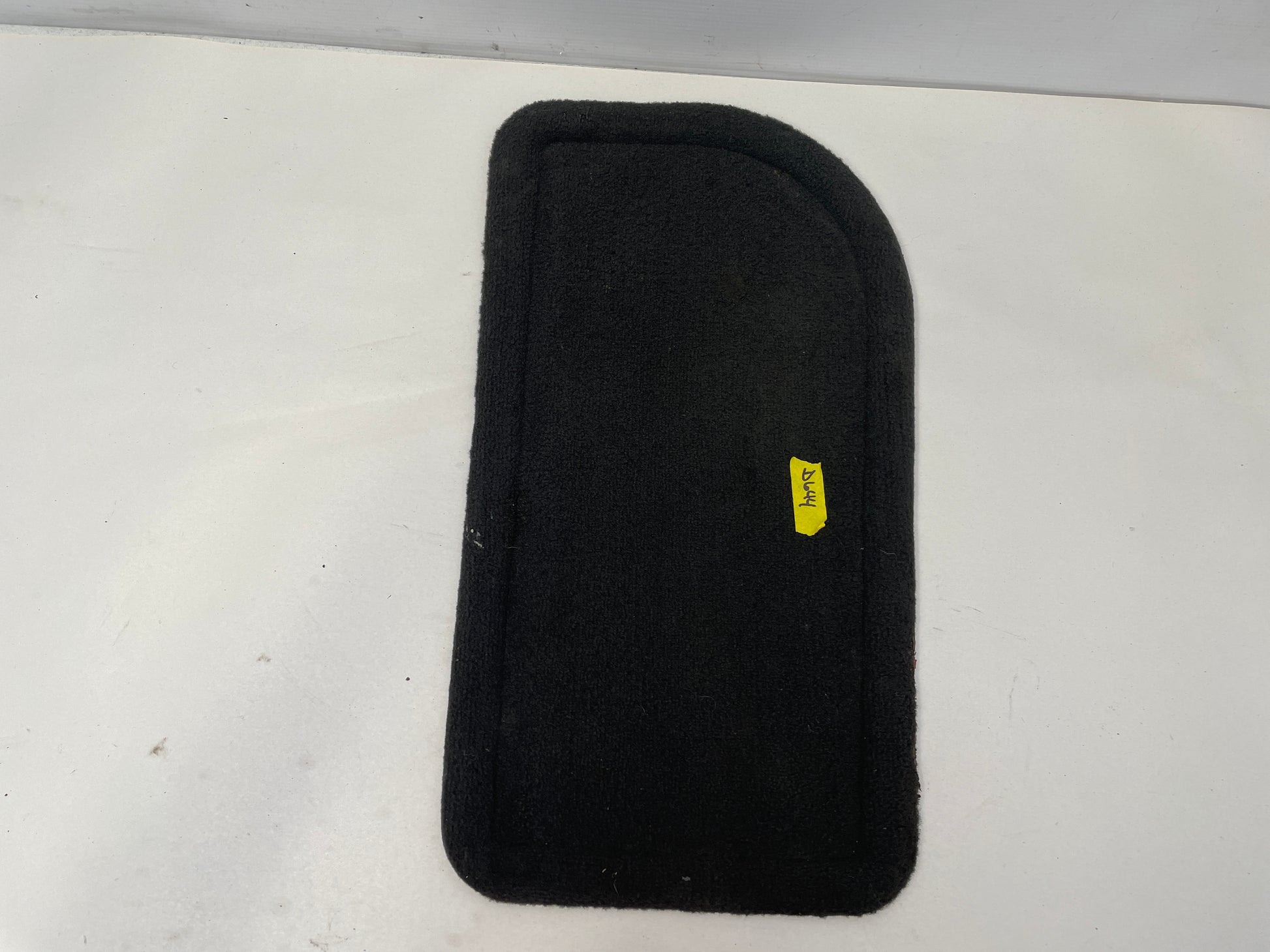 2008-2009 Cadillac CTS-V Rear Right Floor Mat PRD06008 OEM - Day's Parts Yard