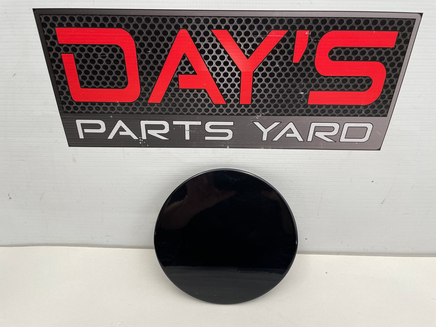 2014 Chevy SS Sedan Fuel Gas Door Cover OEM - Day's Parts Yard