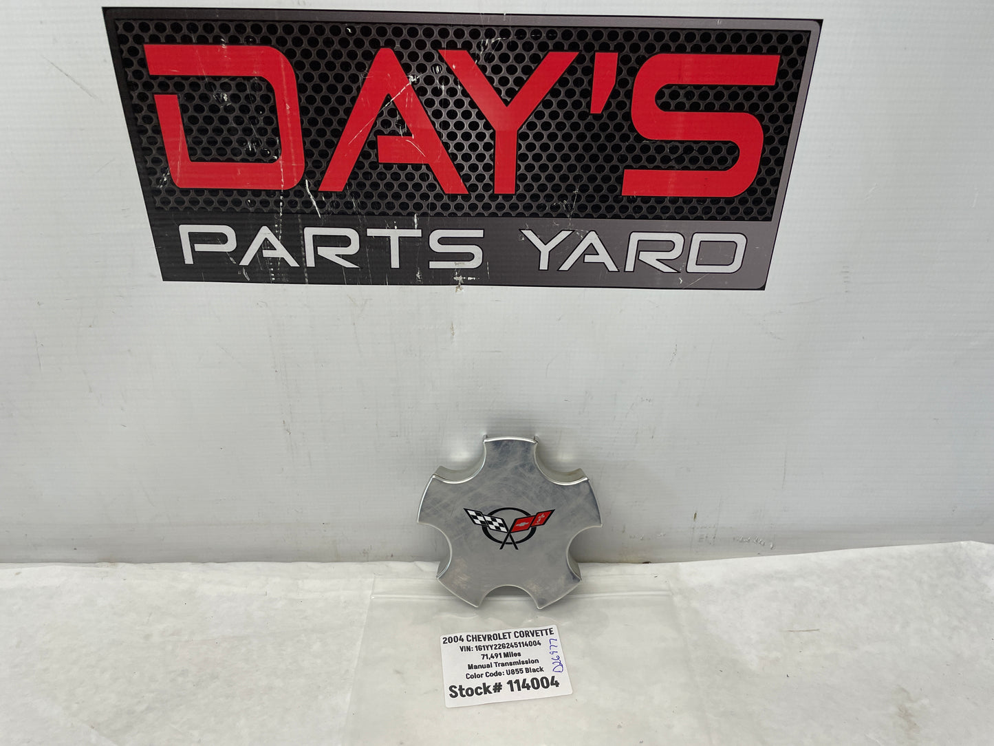2004 Chevy C5 Corvette Wheel Center Cap OEM - Day's Parts Yard