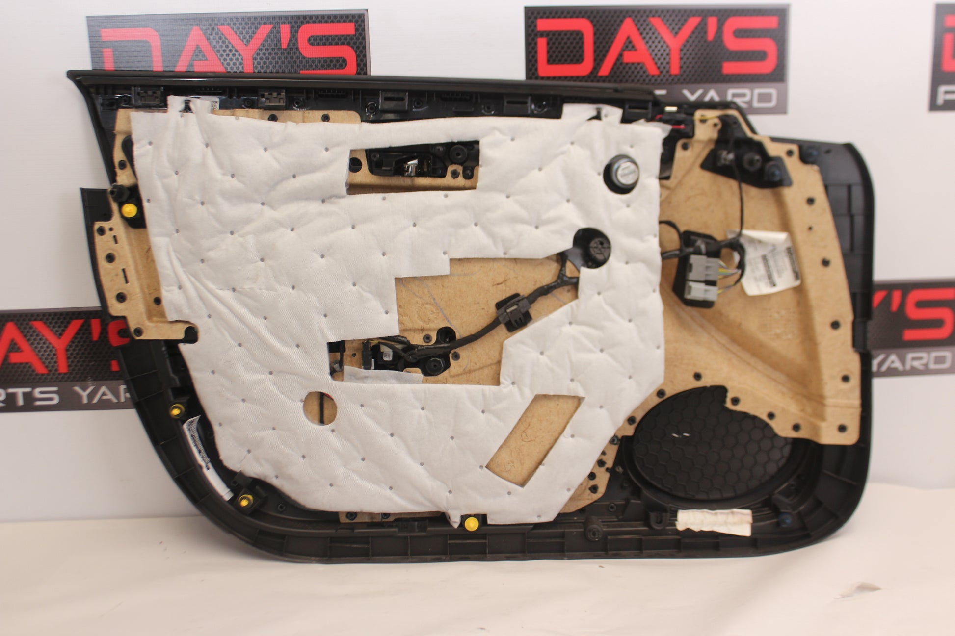 2018 Cadillac CTS-V Front RH Passenger Door Panel OEM - Day's Parts Yard
