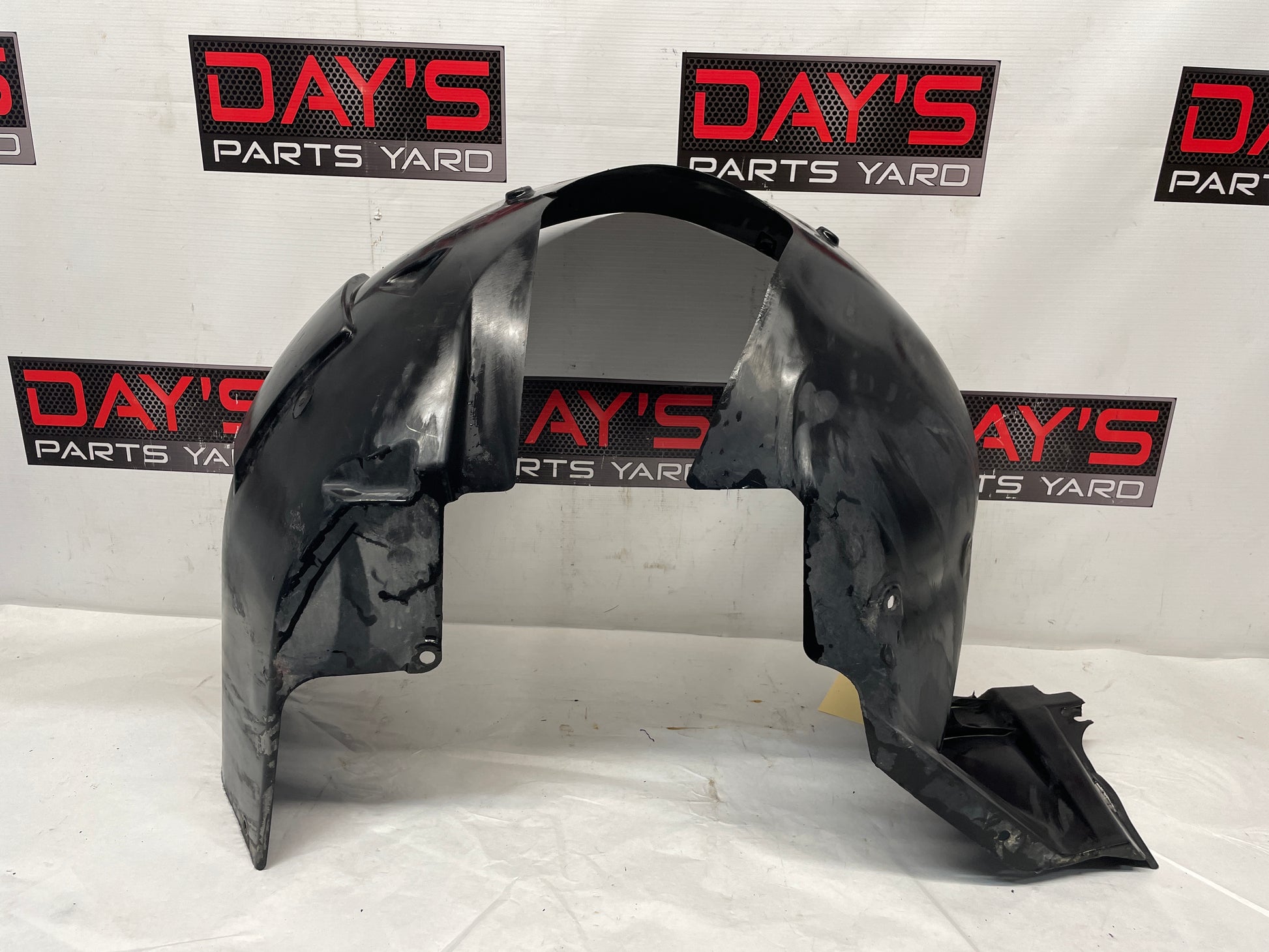 2013 Chevy Caprice RH Passenger Front Fender Wheel Well House Liner OEM - Day's Parts Yard