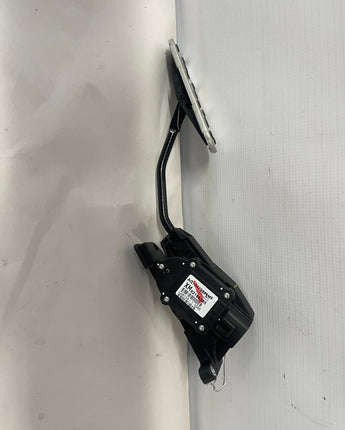 2006 Pontiac GTO Accelerator Gas Pedal OEM