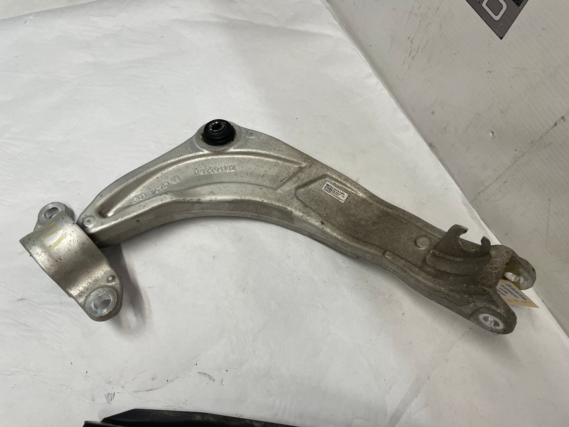 2016 Chevy SS Sedan RH Passenger Rear Suspension Control Trailing Arm Link Set OEM - Day's Parts Yard
