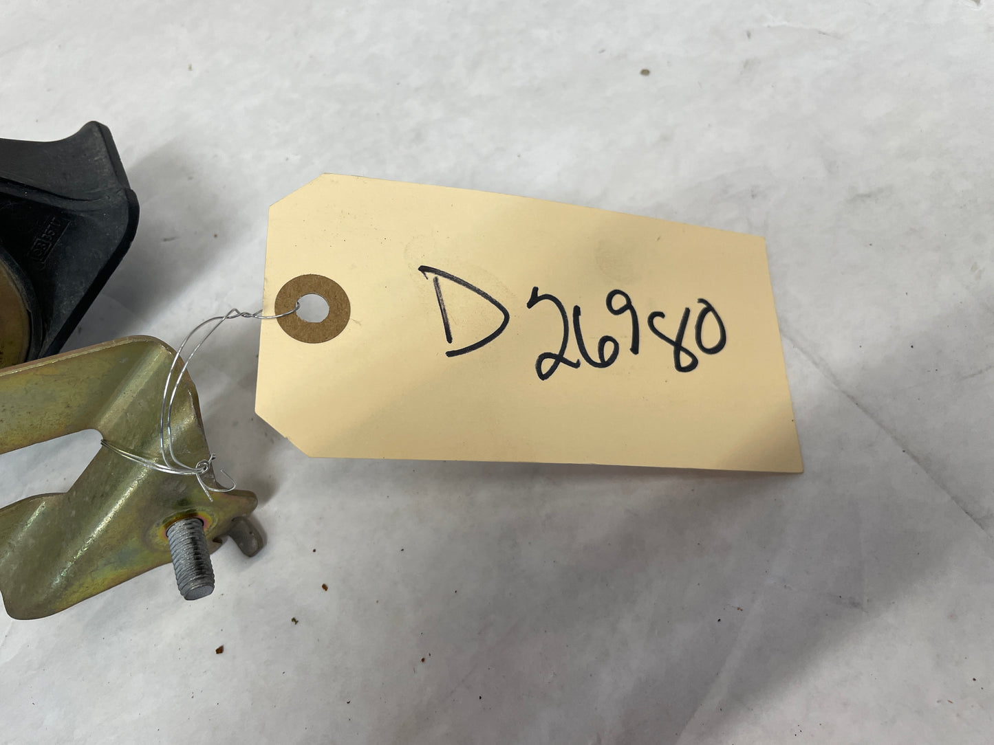 2004 Chevy C5 Corvette Dual Note Horn Assembly Set OEM - Day's Parts Yard