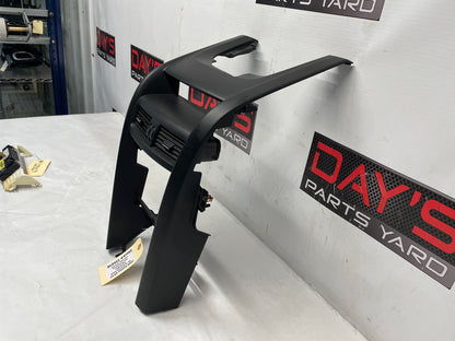 2008 Pontiac G8 GT Center Console Dash Radio Bezel Trim Panel OEM - Day's Parts Yard