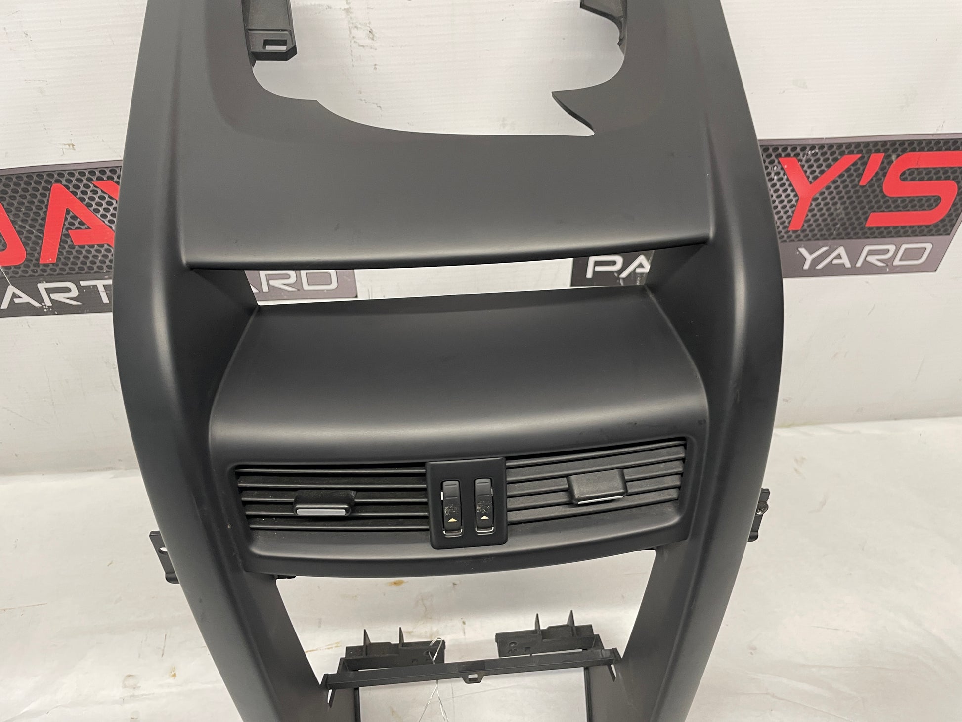 2008 Pontiac G8 GT Center Console Dash Radio Bezel Trim Panel OEM - Day's Parts Yard
