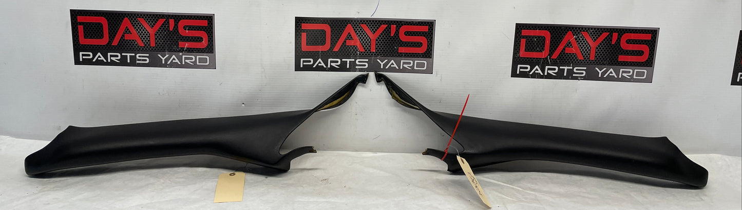 2004 Chevy C5 Corvette Interior A Pillar Trim Moldings RH & LH Black OEM - Day's Parts Yard