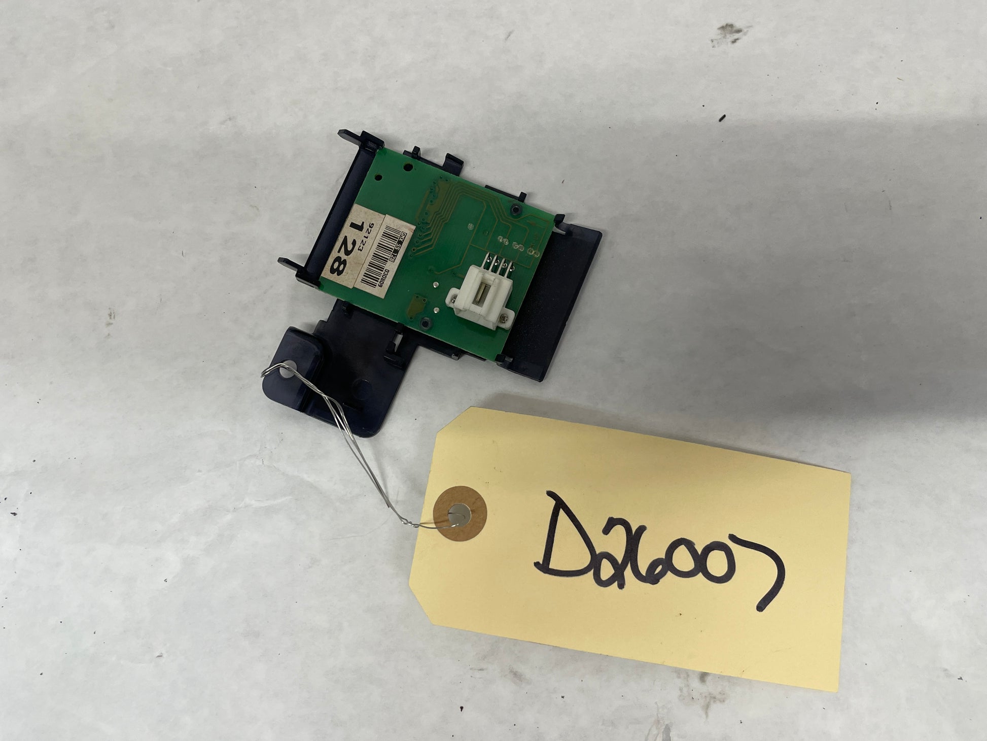 2006 Pontiac GTO Keyless Entry Control Module OEM - Day's Parts Yard