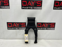 2008 Pontiac G8 GT HVAC Rear Floor Center Console Air Vent Duct OEM - Day's Parts Yard