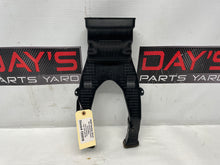 2008 Pontiac G8 GT HVAC Rear Floor Center Console Air Vent Duct OEM - Day's Parts Yard