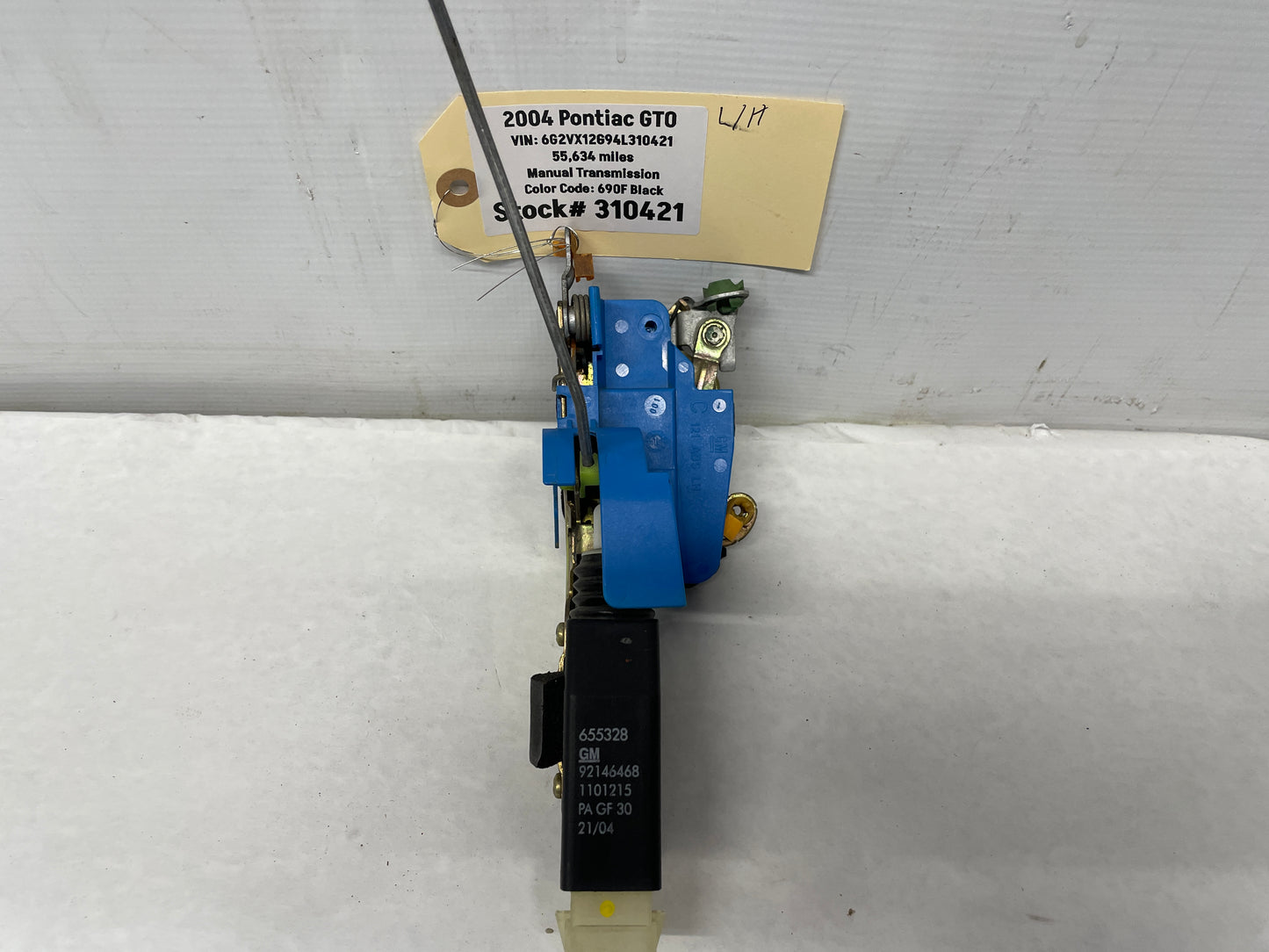 2004 Pontiac GTO LH Driver Door Lock Actuator Assembly OEM - Day's Parts Yard