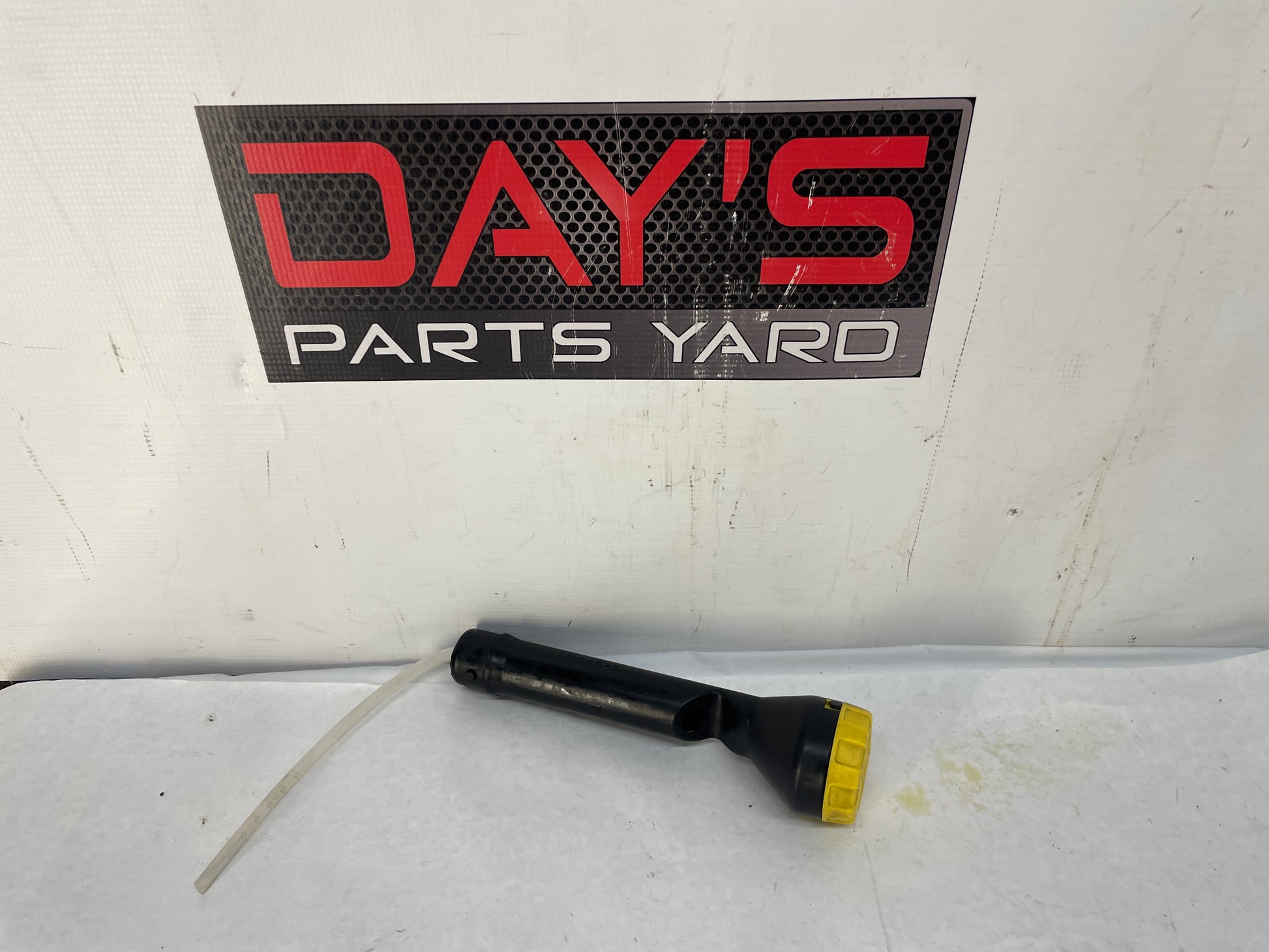 2009 Pontiac G8 GT Coolant Reservoir Overflow Tank Bottle Spout OEM - Day's Parts Yard