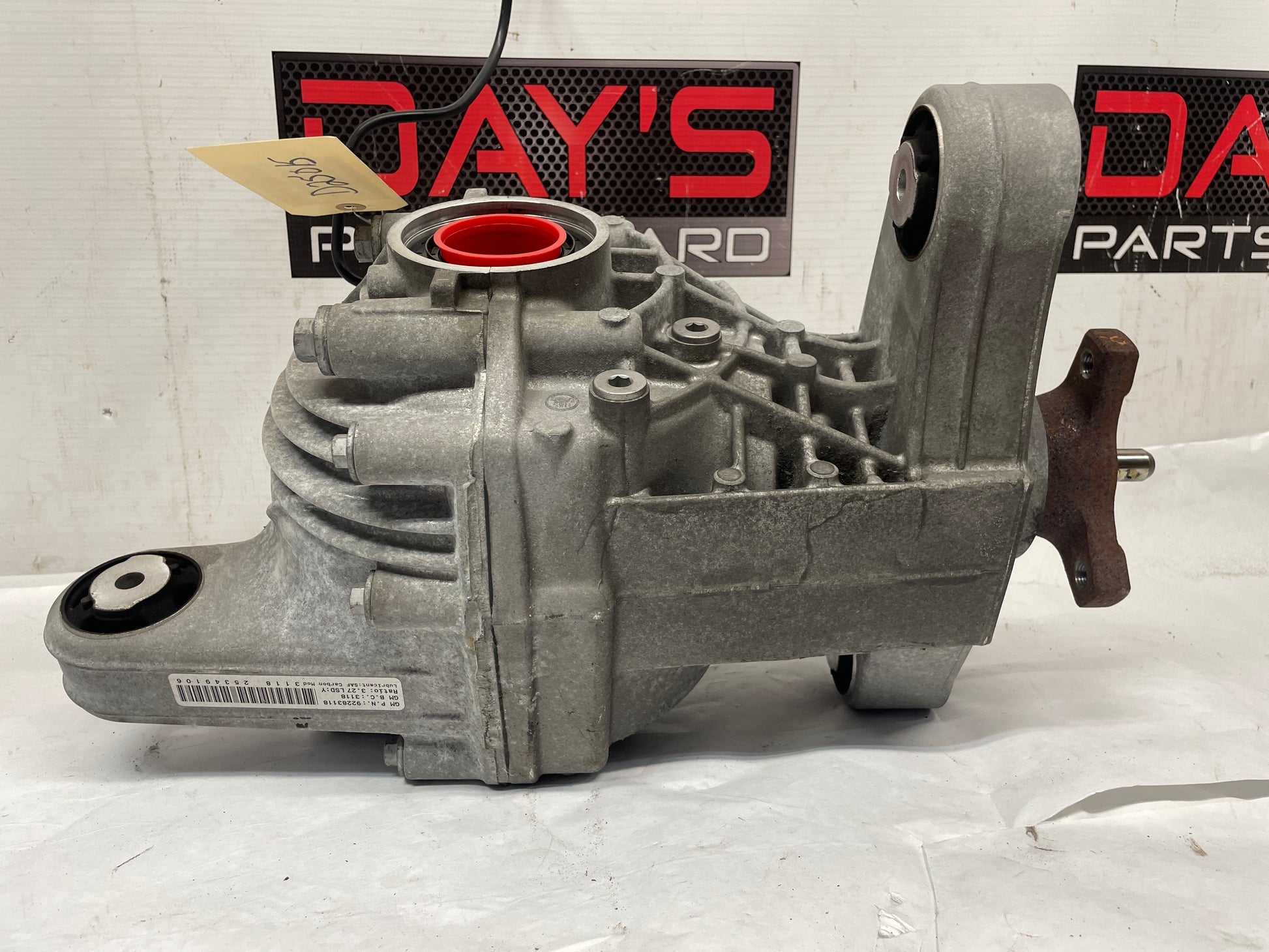 2016 Chevy SS Sedan Rear End Axle Carrier Rearend Diff Differential 3.27 LSD OEM - Day's Parts Yard
