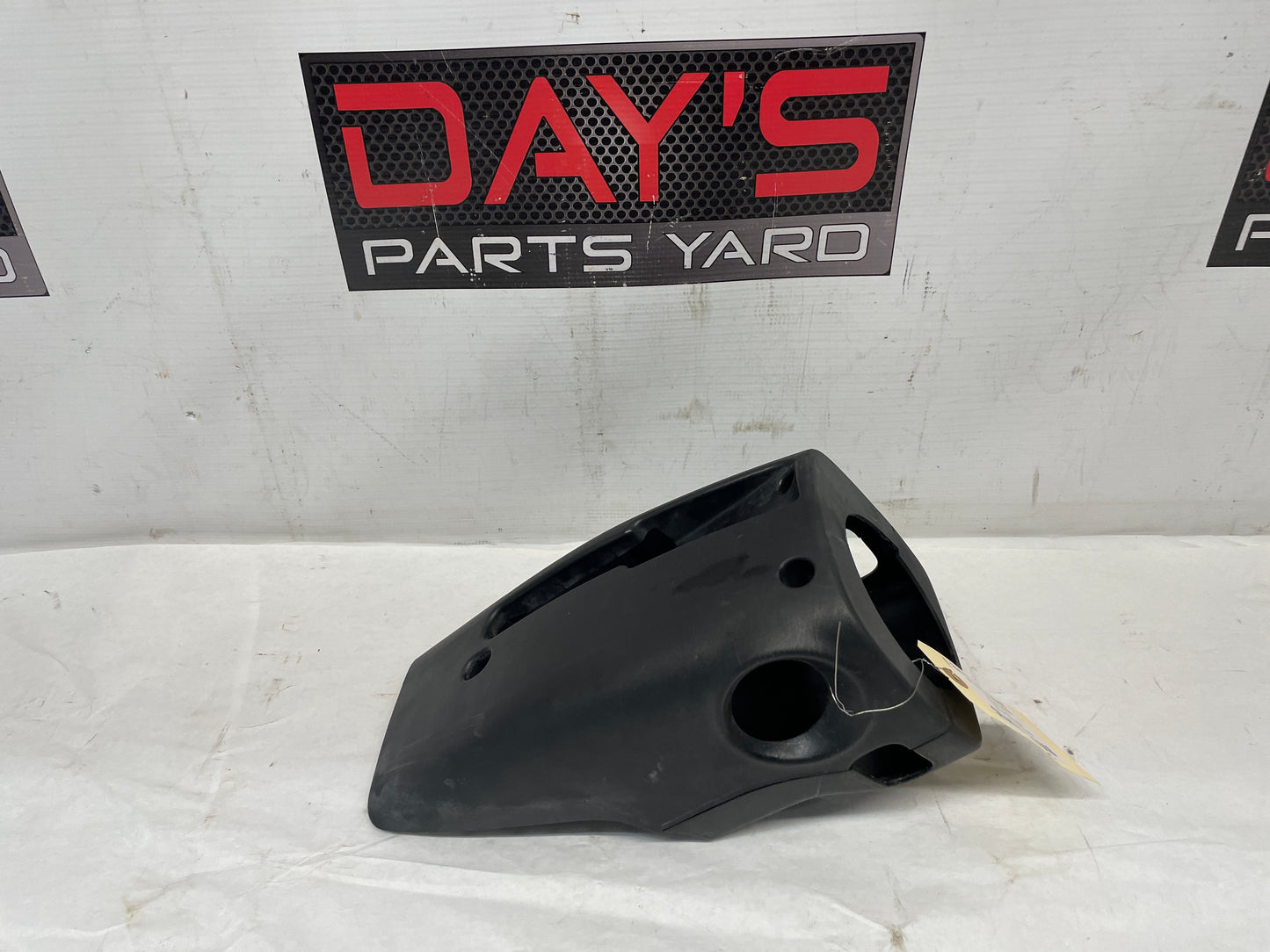 2008 Pontiac G8 GT Steering Column Calm Shell Shroud Cover Trim OEM - Day's Parts Yard