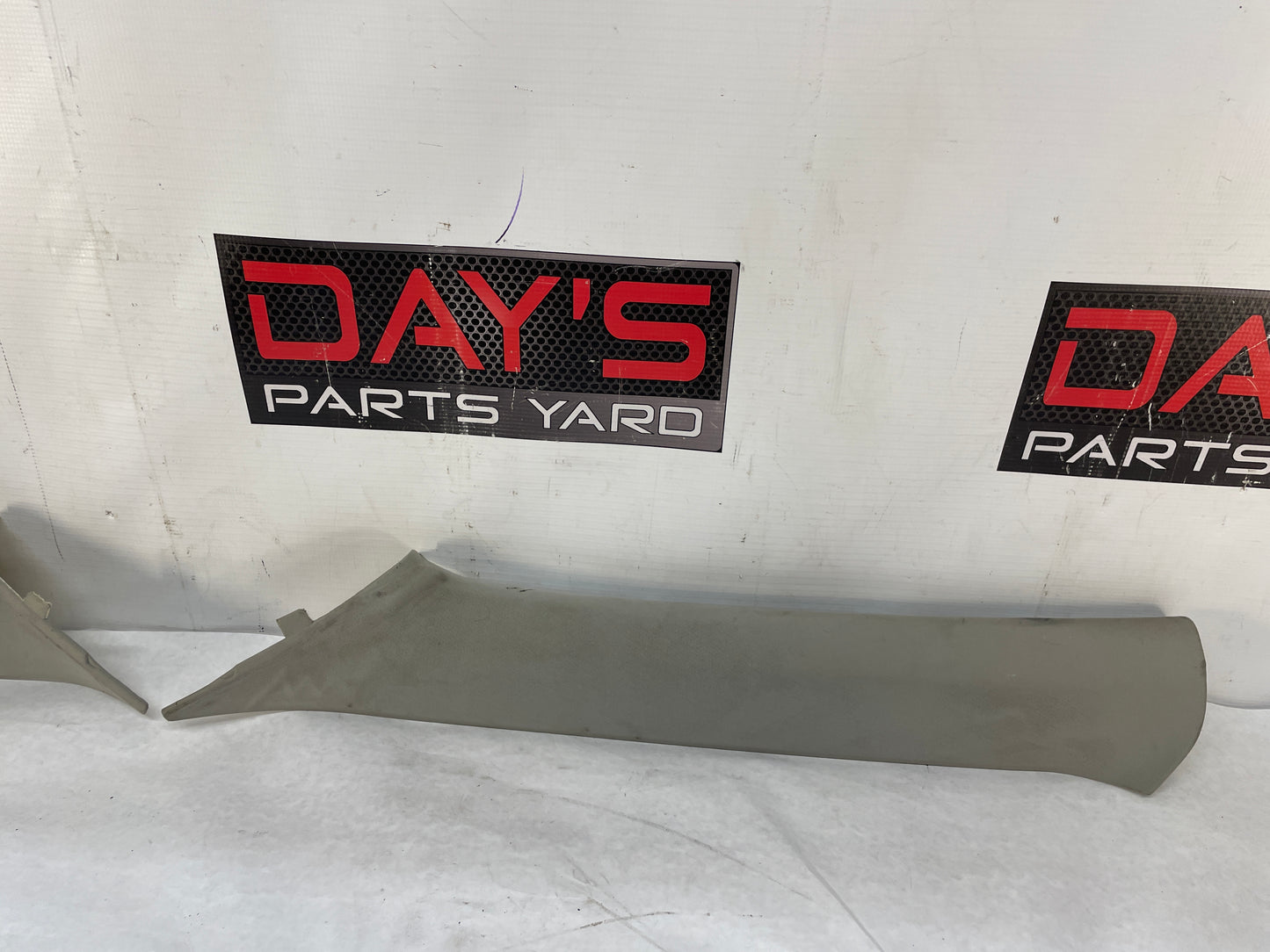 2010 Cadillac CTS-V Sedan RH & LH Interior A Pillar Windshield Trim Molding Panel OEM