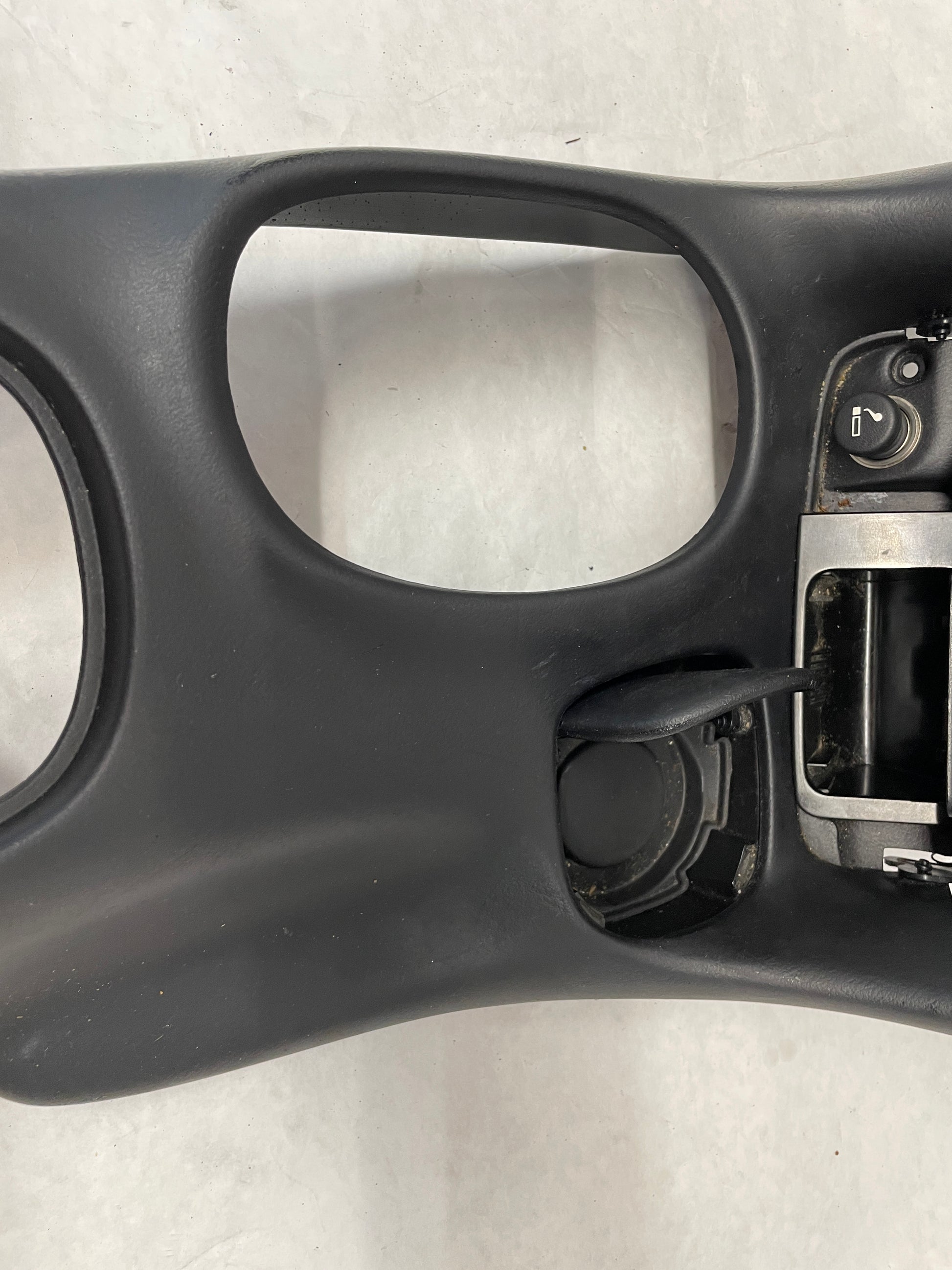 2004 Chevy C5 Corvette Radio Bezel Console Shift Plate Trim Panel Molding OEM - Day's Parts Yard