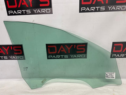 2014 Chevy Caprice PPV LH Driver Front Door Window Glass OEM - Day's Parts Yard