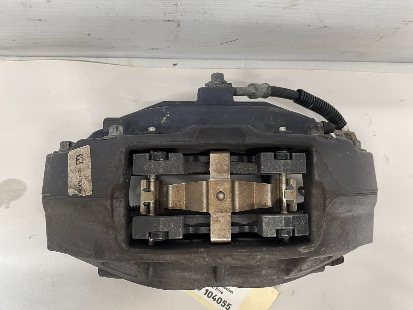 2023 Chevy Camaro SS RH Passenger Front Brembo Brake Caliper OEM