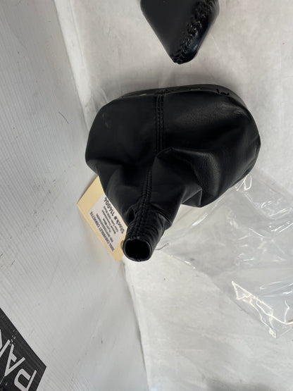 2004 Chevy C5 Corvette Leather Shifter Boot w/ Knob OEM - Day's Parts Yard