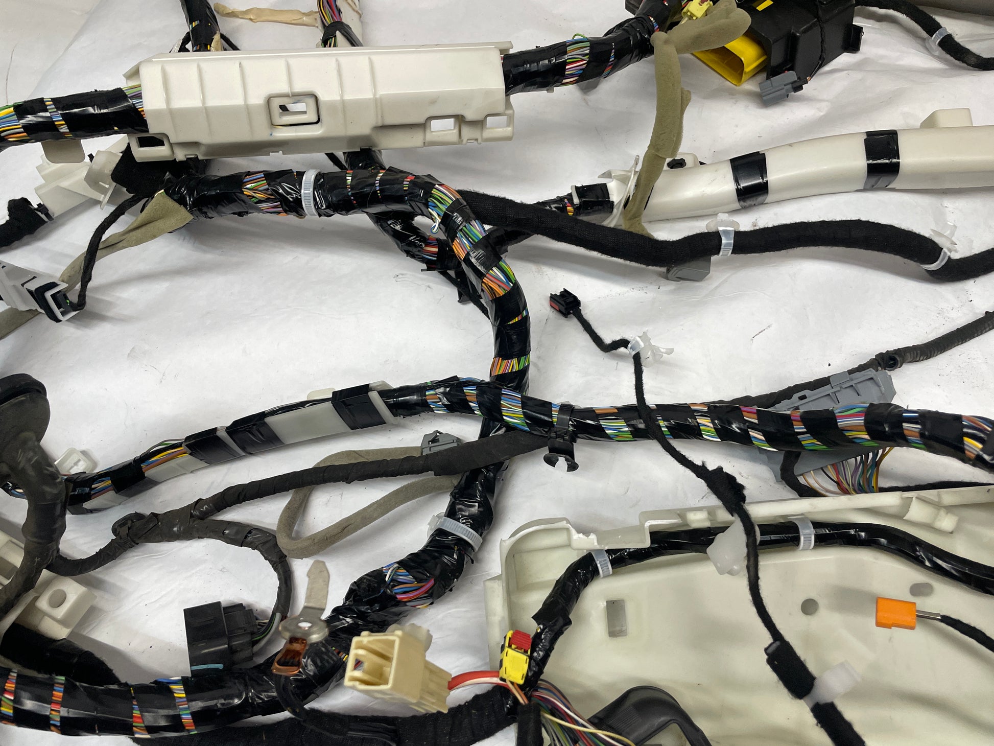 2016 Chevy SS Sedan Body Chassis Wire Wiring Harness Assembly OEM - Day's Parts Yard